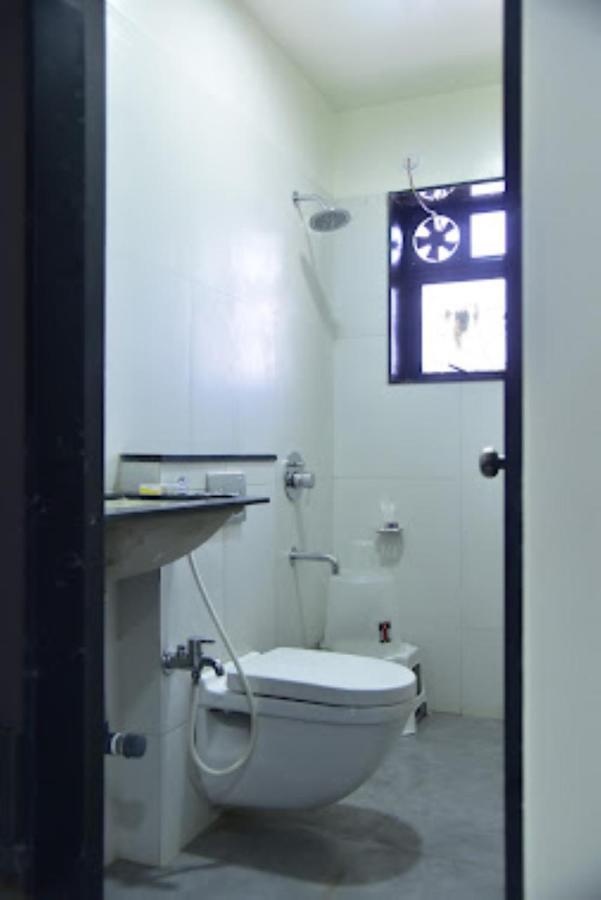 Hotel Avanti, Nashik Bagian luar foto